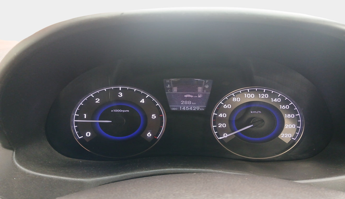 2013 Hyundai Verna FLUIDIC 1.6 CRDI SX, Diesel, Manual, 1,45,429 km, interior