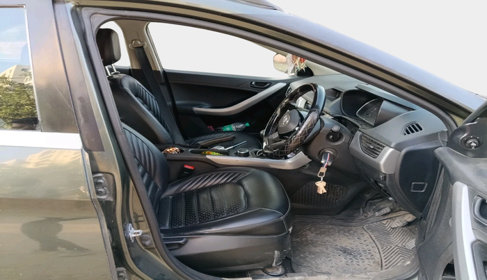 2021 Tata NEXON XM PETROL, Petrol, Manual, 1,01,359 km, interior