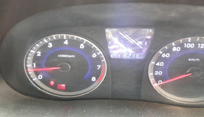 2011 Hyundai Verna FLUIDIC 1.6 VTVT, Petrol, Manual, 1,16,233 km, interior