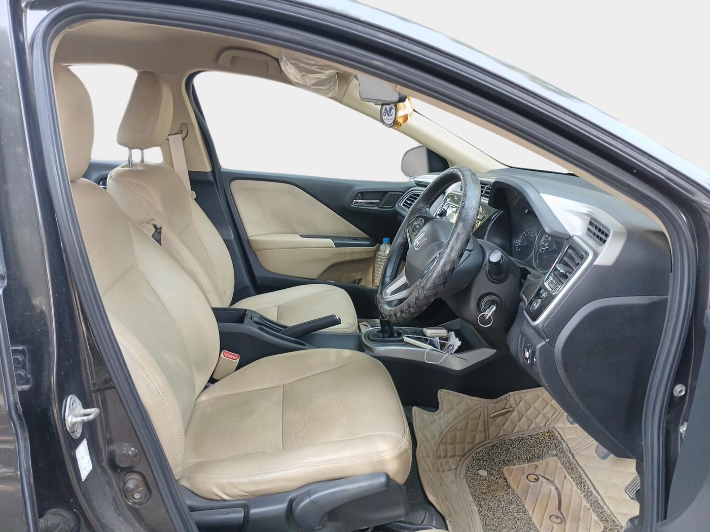 2018 Honda City 1.5L I-VTEC SV, Petrol, Manual, 1,11,813 km, interior