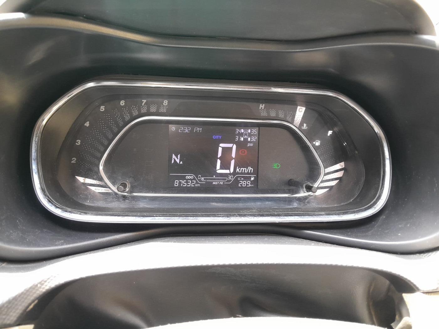 2023 Tata NEXON XZA PLUS LUXURY SUNROOF DIESEL, Diesel, Automatic, 89,000 km, interior