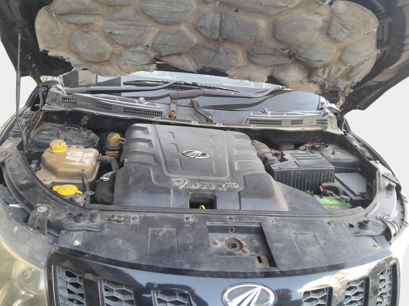 2012 Mahindra XUV500 W8, Diesel, Manual, 1,42,449 km, exterior