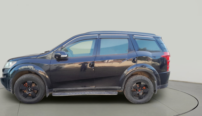 2012 Mahindra XUV500 W8, Diesel, Manual, 1,42,449 km, exterior