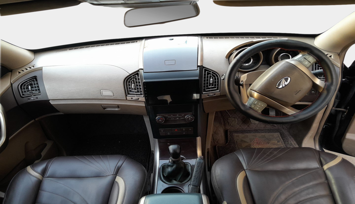 2012 Mahindra XUV500 W8, Diesel, Manual, 1,42,449 km, interior