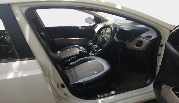 2017 Hyundai Grand i10 SPORTZ 1.2 KAPPA VTVT, Petrol, Manual, 95,390 km, interior