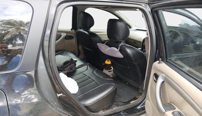 2014 Nissan Terrano XL D PLUS, Diesel, Manual, 1,57,000 km, interior