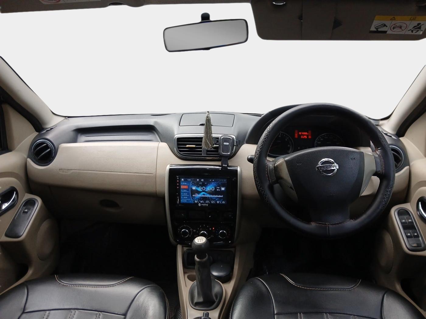 2014 Nissan Terrano XL D PLUS, Diesel, Manual, 1,57,000 km, interior