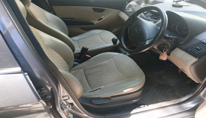 2017 Hyundai Eon MAGNA +, Petrol, Manual, 68,880 km, interior