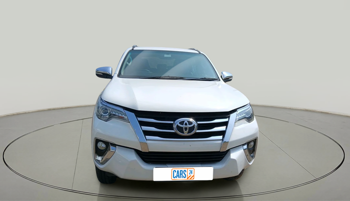 2017 Toyota Fortuner 2.8 4X2 AT, Diesel, Automatic, 1,36,716 km, exterior
