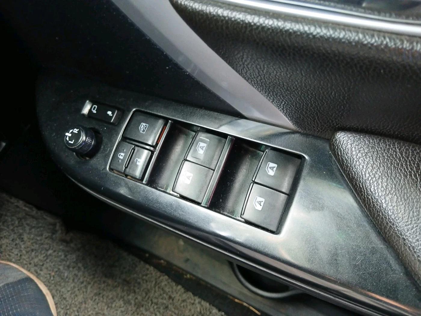 2017 Toyota Fortuner 2.8 4X2 AT, Diesel, Automatic, 1,36,716 km, interior