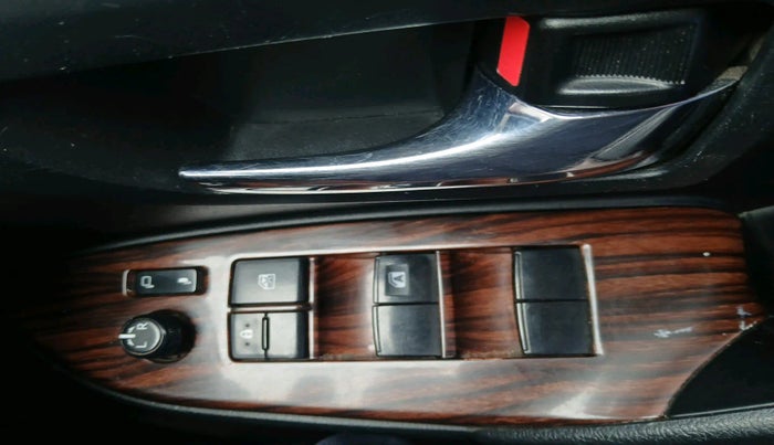 2018 Toyota Innova Crysta 2.8 GX AT 8 STR, Diesel, Automatic, 1,91,890 km, interior