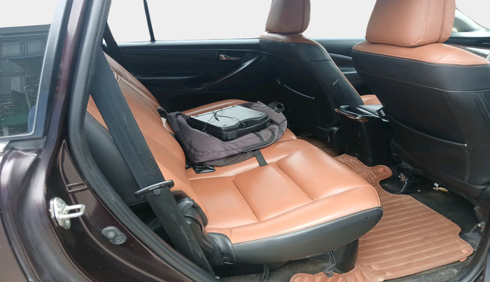 2018 Toyota Innova Crysta 2.8 GX AT 8 STR, Diesel, Automatic, 1,91,890 km, interior