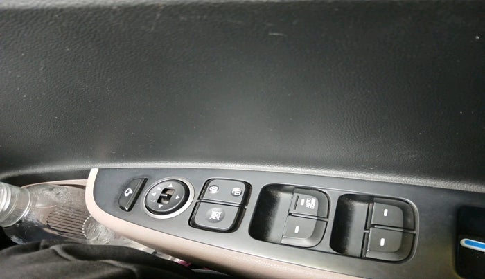 2019 Hyundai Grand i10 SPORTZ 1.2 KAPPA VTVT, Petrol, Manual, 78,700 km, interior