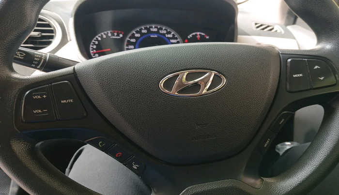 2019 Hyundai Grand i10 SPORTZ 1.2 KAPPA VTVT, Petrol, Manual, 78,700 km, interior