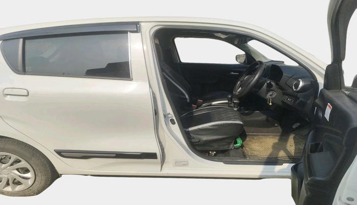 2023 Maruti Celerio VXI CNG, Petrol, Manual, 16,834 km, interior
