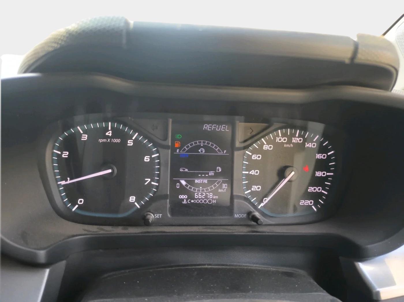 2022 Tata ALTROZ XT PETROL, Petrol, Manual, 66,278 km, interior