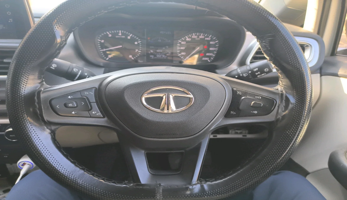 2022 Tata ALTROZ XT PETROL, Petrol, Manual, 66,278 km, interior