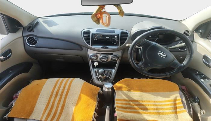 2011 Hyundai i10 MAGNA 1.2, Petrol, Manual, 1,73,289 km, interior