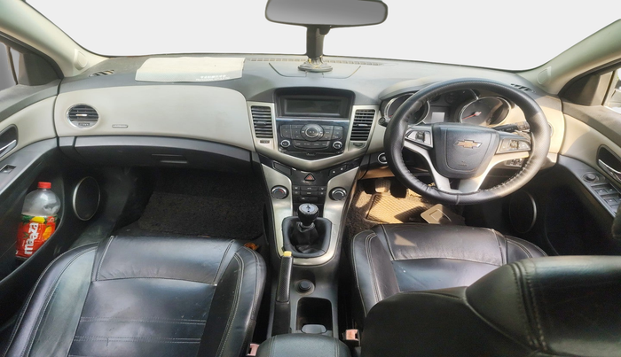 2014 Chevrolet Cruze LTZ, Diesel, Manual, 1,34,000 km, interior