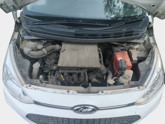 2018 Hyundai Grand i10 SPORTZ AT 1.2 KAPPA VTVT, Petrol, Automatic, 82,952 km, exterior