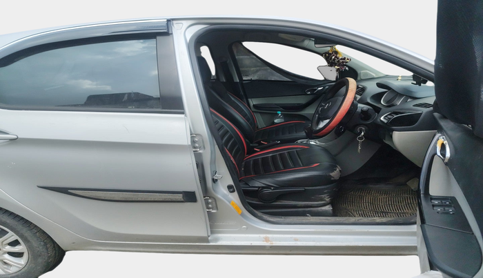 2017 Tata Tiago XZA PETROL, Petrol, Automatic, 1,05,497 km, interior