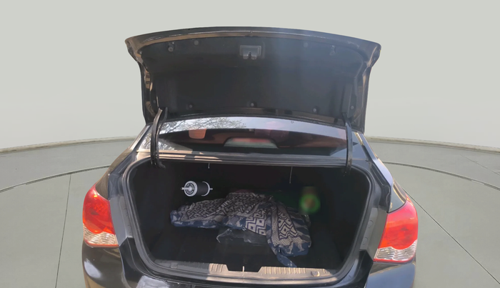 2012 Chevrolet Cruze LTZ AT, Diesel, Automatic, 1,62,122 km, exterior