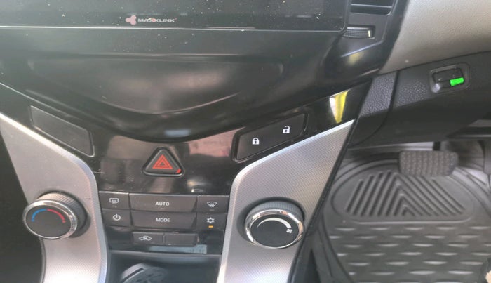 2012 Chevrolet Cruze LTZ AT, Diesel, Automatic, 1,62,122 km, interior