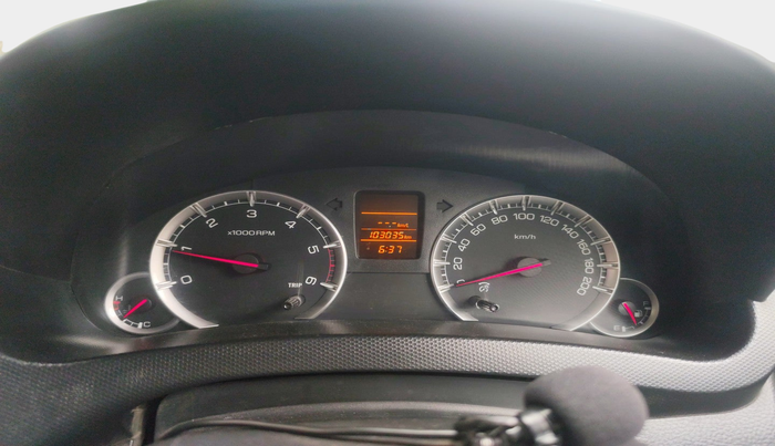 2016 Maruti Swift VDI, Diesel, Manual, 1,03,035 km, interior