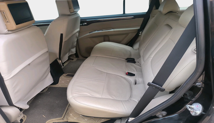 2014 Mitsubishi Pajero Sport 2.5 AT 4X2, Diesel, Automatic, 1,73,131 km, interior