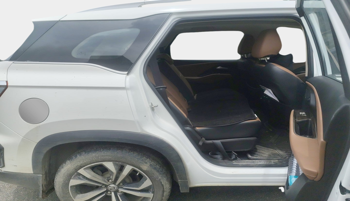 2023 MG HECTOR PLUS SAVVY PRO 1.5 TURBO CVT 7 STR, Petrol, Automatic, 45,105 km, interior