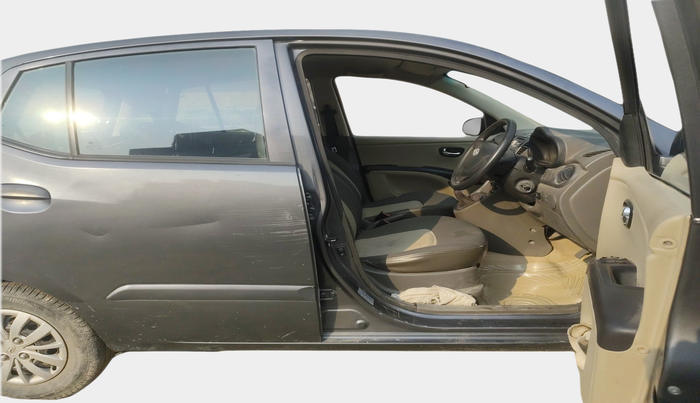 2013 Hyundai i10 SPORTZ 1.2, Petrol, Manual, 72,579 km, interior