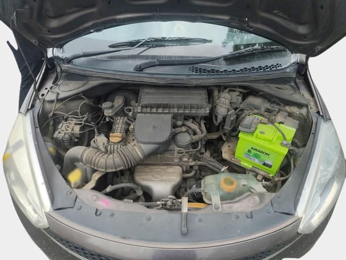 2019 Tata Tiago XZ PETROL, Petrol, Manual, 1,20,358 km, exterior