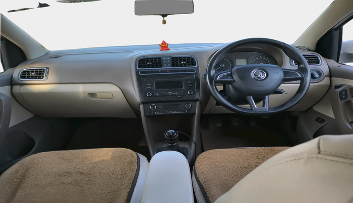 2014 Skoda Rapid ELEGANCE 1.6 TDI CR MT, Diesel, Manual, 2,91,235 km, interior