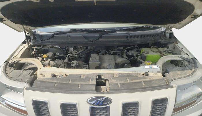 2017 Mahindra TUV300 T8, Diesel, Manual, 1,23,107 km, exterior