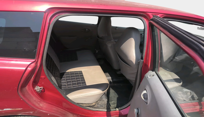 2016 Datsun Go Plus T, Petrol, Manual, 1,95,911 km, interior