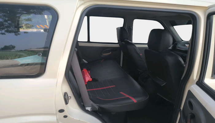 2012 Mahindra Scorpio EX M2DI, Diesel, Manual, 1,96,572 km, interior