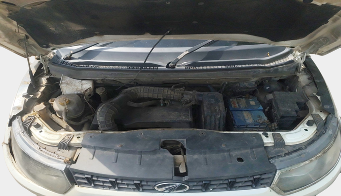 2017 Mahindra Kuv100 K4 D 6 STR, Diesel, Manual, 1,83,687 km, exterior