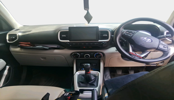 2023 Hyundai VENUE S 1.2, Petrol, Manual, 50,635 km, interior