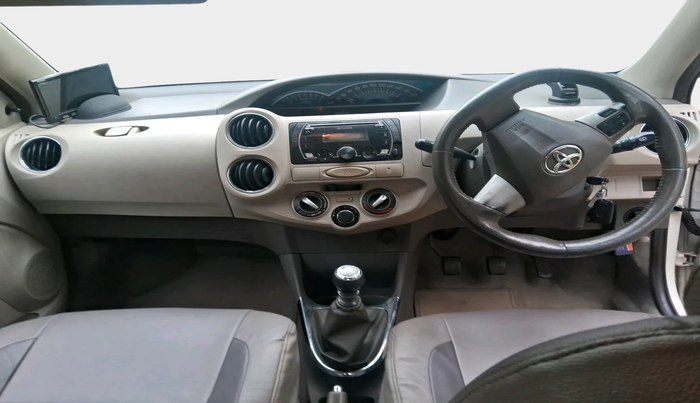 2013 Toyota Etios VD, Diesel, Manual, 88,610 km, interior