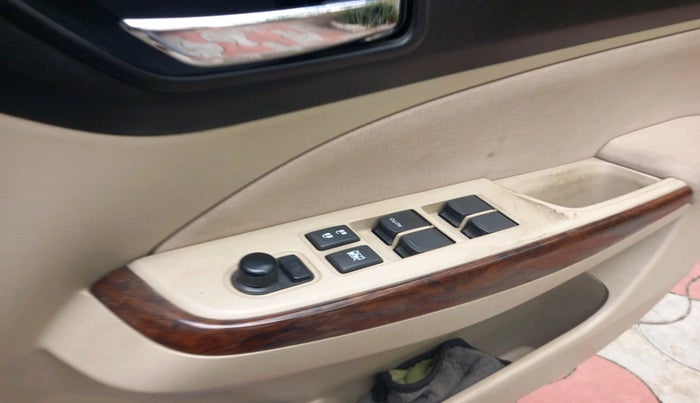 2017 Maruti Dzire ZDI PLUS, Diesel, Manual, 2,44,819 km, interior