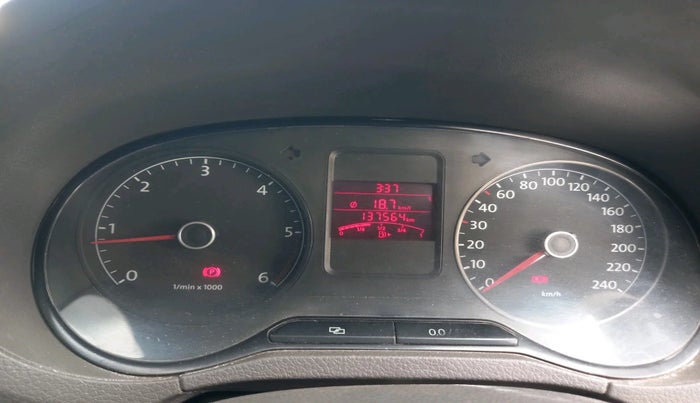 2012 Volkswagen Vento TRENDLINE DIESEL 1.6, Diesel, Manual, 1,37,564 km, interior