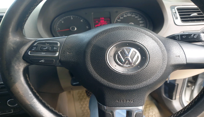 2012 Volkswagen Vento TRENDLINE DIESEL 1.6, Diesel, Manual, 1,37,564 km, interior