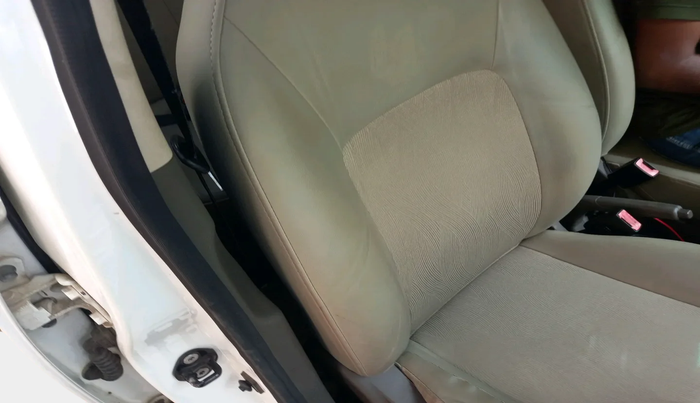 2011 Hyundai i10 MAGNA 1.2, Petrol, Manual, 1,30,855 km, interior