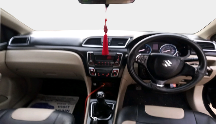 2018 Maruti Ciaz DELTA DIESEL 1.3, Diesel, Manual, 41,702 km, interior