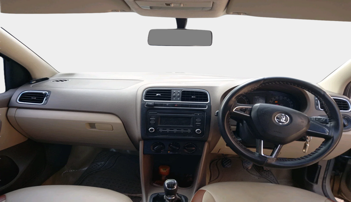 2015 Skoda Rapid AMBITION 1.5 TDI, Diesel, Manual, 1,39,369 km, interior