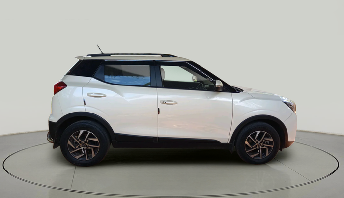 2022 Mahindra XUV300 W8 (O) 1.2 PETROL, Petrol, Manual, 16,453 km, exterior