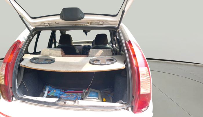 2013 Tata Indica V2 LS DIESEL, Diesel, Manual, 1,88,514 km, exterior