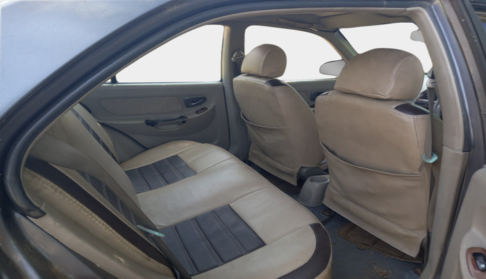 2010 Hyundai Accent GLE, Petrol, Manual, 1,91,760 km, interior