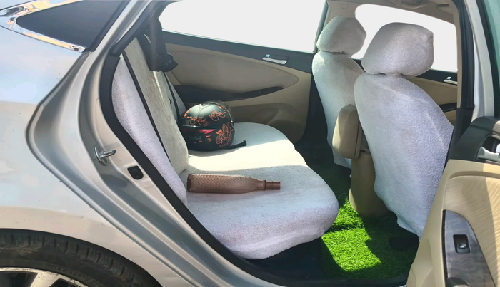 2015 Hyundai Verna FLUIDIC 1.6 CRDI S(O) 4S, Diesel, Manual, 1,17,287 km, interior