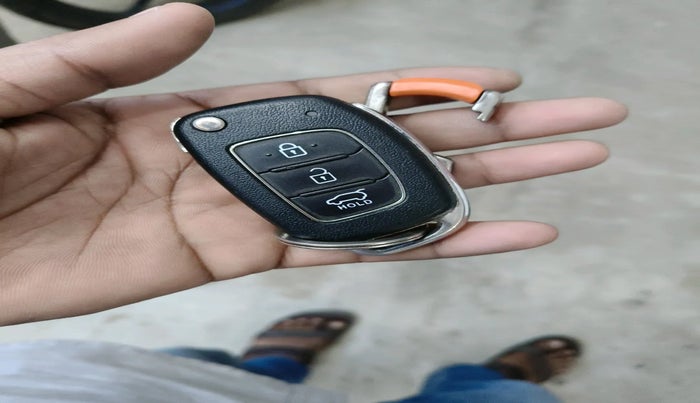 2020 Hyundai Elite i20 MAGNA PLUS 1.2, Petrol, Manual, 1,28,351 km, interior